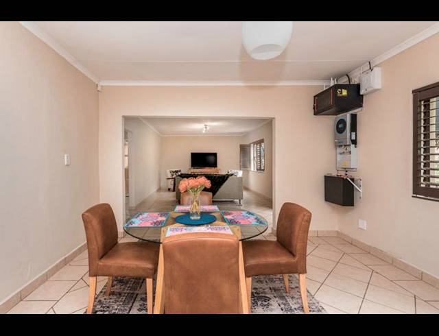 5 BEDROOM HOUSE FOR SALE IN EDENDALE